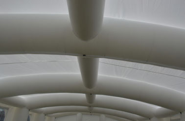 큰 PVC 나비 가르치/파열 야영 천막을 위한 팽창식 집 천막