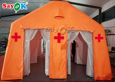 부풀게할 수 있는 응급 텐트는 환자들에서 설정하기 위해 빨리 부풀게할 수 있는 모바일 의학 격리 텐트를 구축했습니다