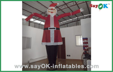 크리스마스 동안 부풀게할 수 있는 공기 댄서를 광고하는 공기 꼭두각시 산타 클로스를 추는 것 축하합니다