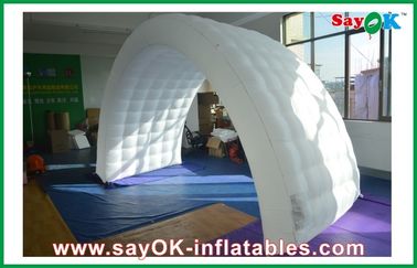 옥스퍼드 직물 백색 부풀게할 수 있는 행사 공기 텐트,  주문 제작된 부풀게할 수 있는 터널 가족 공기 텐트 파티