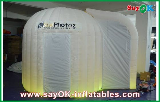 웨딩 사진 부스는 하얀 외부 방수 안에서 4 X 3 X 2.5m 부풀게할 수 있는 사진 부스 금을 고용합니다