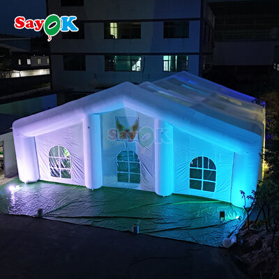 300명용 LED 조명으로 날씨에 견딜 수 있는 거대 야외 펌플 에어 텐트